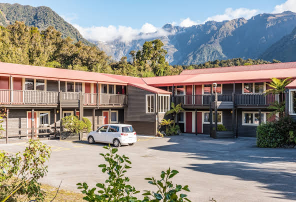 Heartland Glacier Country Hotel, Fox 